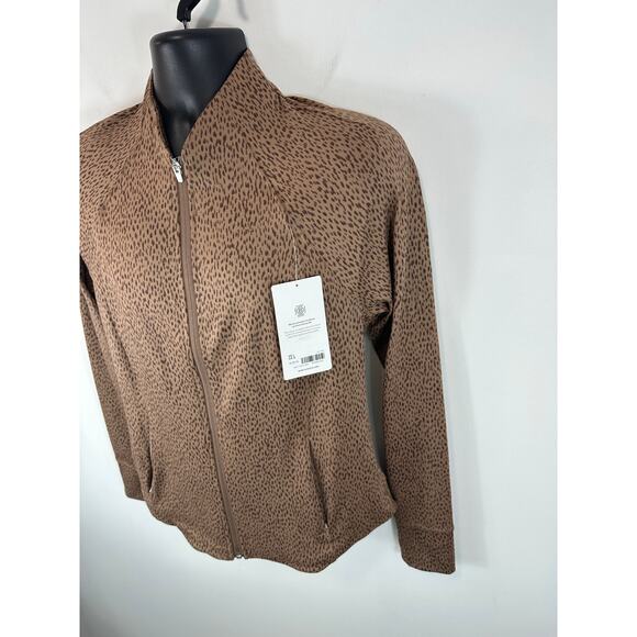 Athleta Salutation Jacket Sz Large Animal Print Cheetah Performance Athletic NWT - Picture 12 of 16
